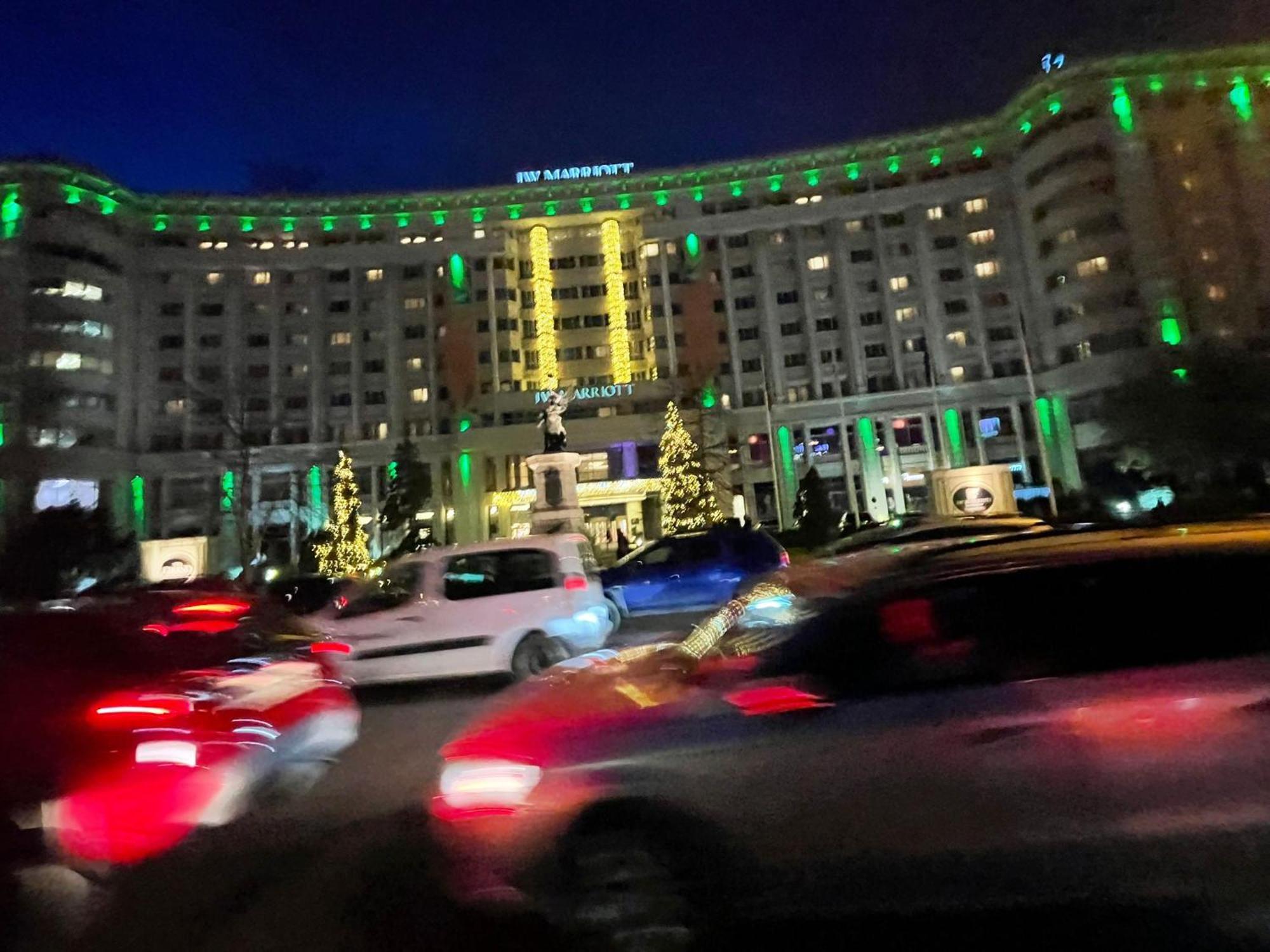 Apartament Zona Marriott-Palatul Parlamentului Бухарест Екстер'єр фото